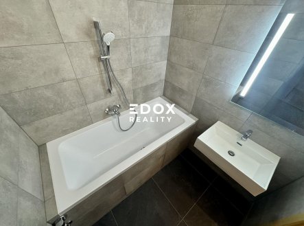 Pronájem bytu, 3+1, 79 m²