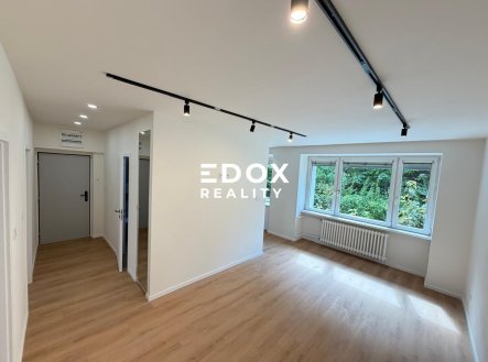 Pronájem bytu, 3+kk, 58 m²