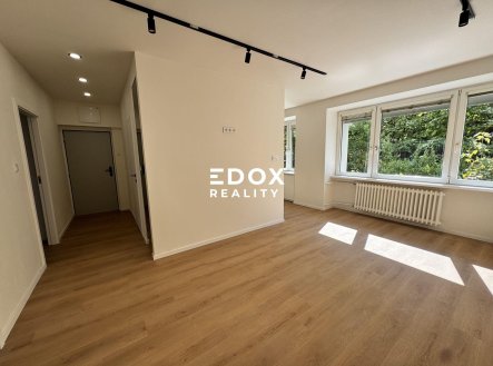 Pronájem bytu, 3+kk, 58 m²