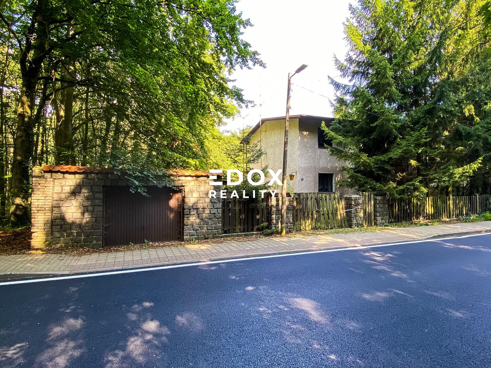 Prodej RD 300 m2, pozemek 2228 m2, Braškov.