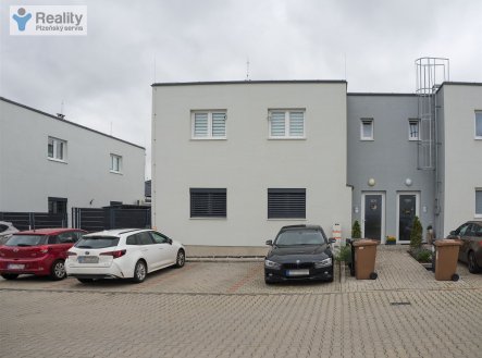 Pronájem bytu, 3+kk, 82 m²