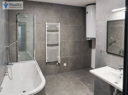 Pronájem bytu, 3+kk, 82 m²