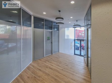 Pronájem kanceláře, 80 m²