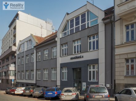 Pronájem kanceláře, 80 m²