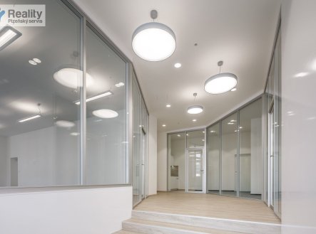 Pronájem kanceláře, 80 m²