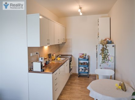 Pronájem bytu, 2+kk, 57 m²