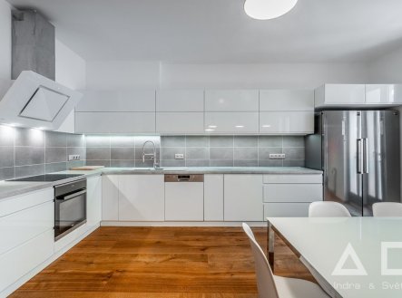 Pronájem bytu, 3+kk, 103 m²