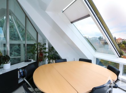 Pronájem kanceláře, 114 m²