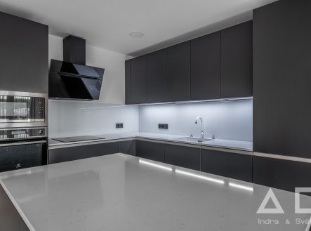 Pronájem bytu, 3+kk, 94 m²