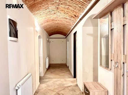 Pronájem jiné komerční nemovitosti, 95 m²