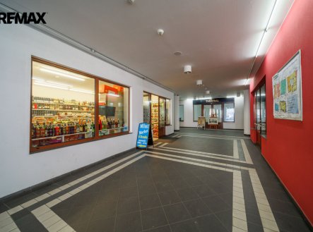 Prodej obchodní prostory, 52 m²