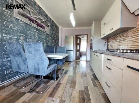 Prodej bytu, 1+1, 63 m²