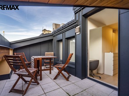 Pronájem bytu, 4+kk, 118 m²
