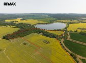 Prodej pozemku pro komerční výstavbu, 105 830 m²