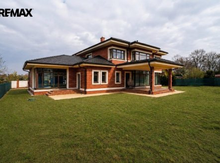 Prodej domu/vily, 363 m² obrázek