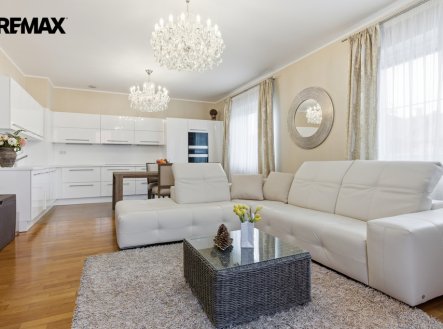 Prodej bytu, 3+kk, 140 m²