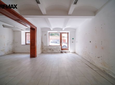 Prodej obchodní prostory, 160 m²