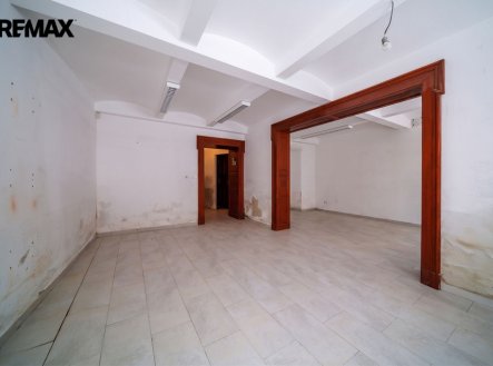 Prodej obchodní prostory, 160 m²