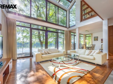 Prodej domu/vily, 325 m²