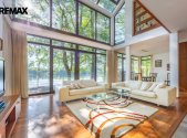 Prodej domu/vily, 325 m²