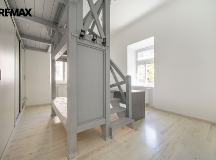 Pronájem bytu, 3+kk, 70 m²