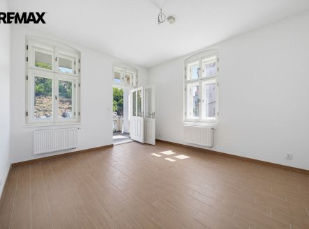 Prodej hotel, 350 m²
