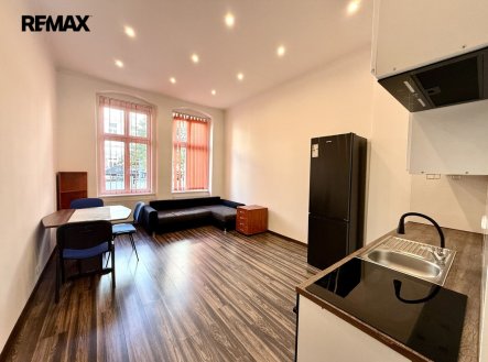 Pronájem bytu, 2+kk, 45 m²