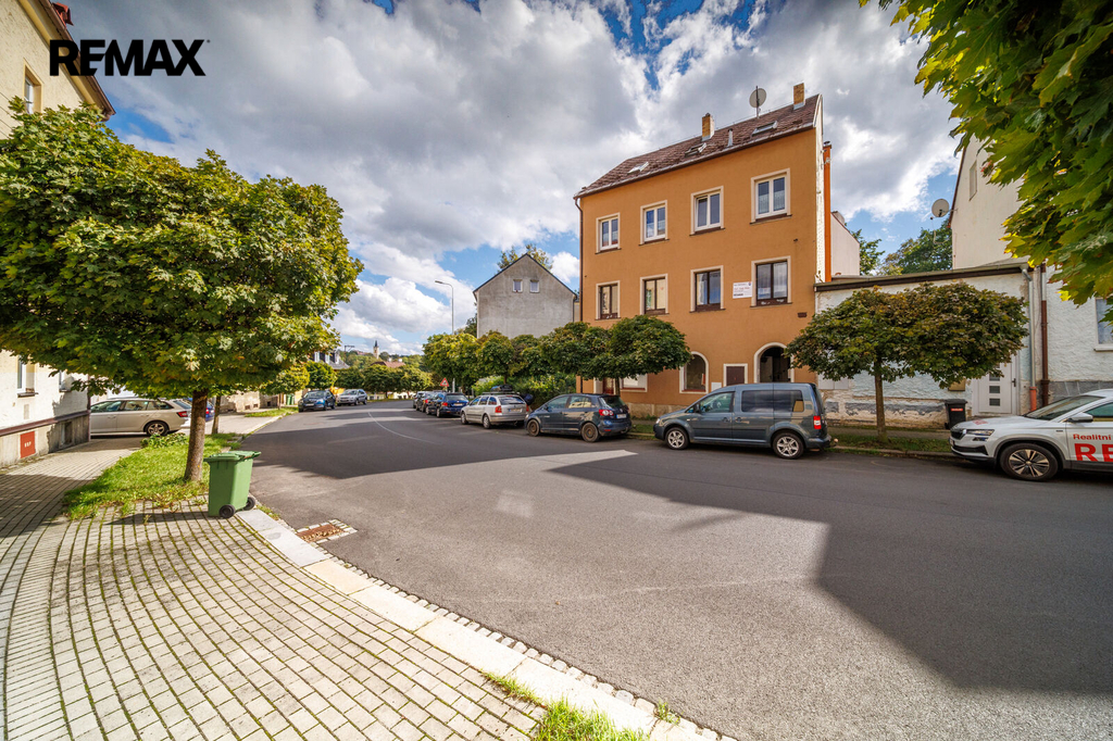 516a9027-hdr.jpg