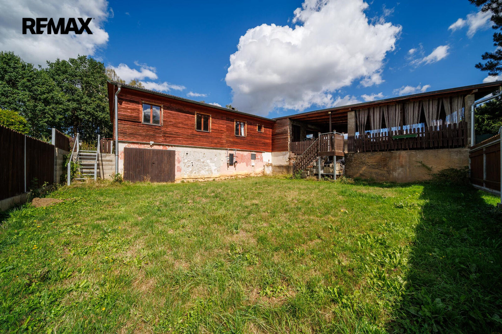 516a8467-hdr.jpg