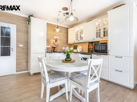 Prodej bytu, 3+kk, 87 m²