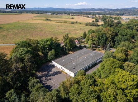 Pronájem skladu, 2 489 m²
