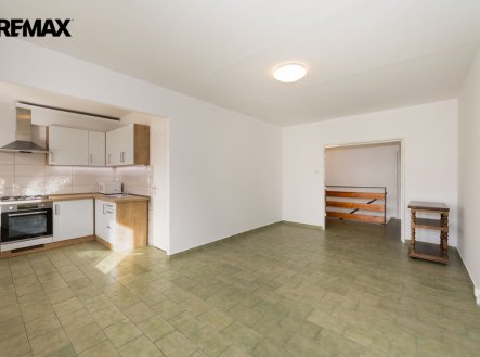 Pronájem bytu, 4+kk, 90 m²
