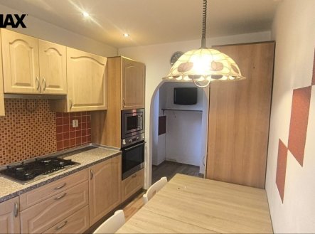 Pronájem bytu, 2+1, 60 m²