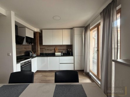 Prodej bytu, 2+1, 97 m²