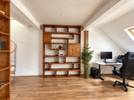 Prodej bytu, 2+1, 97 m²