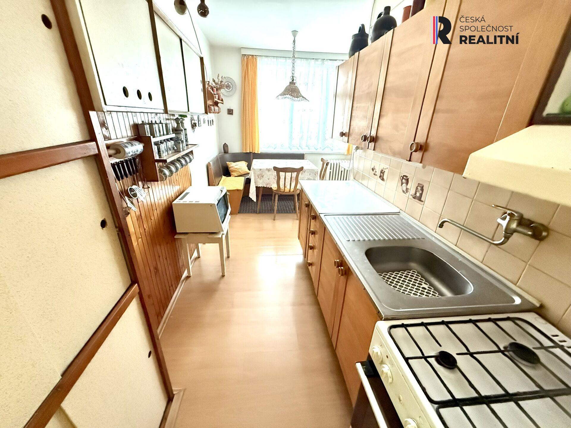 Prodej bytu 3+1 s lodžií, 67,34 m², Sokolov – ul. Marie Majerové 1636