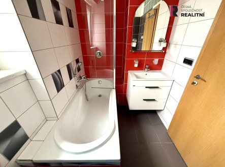 Pronájem bytu, 2+1, 57 m²