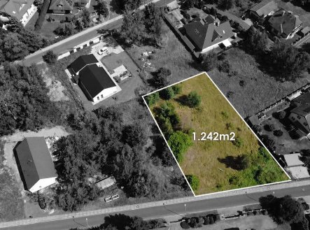 Prodej pozemku pro bydlení, 1 242 m²