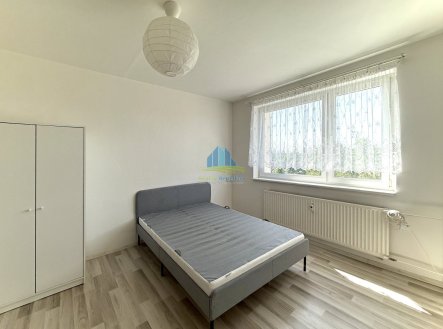 Pronájem bytu, 1+1, 35 m²
