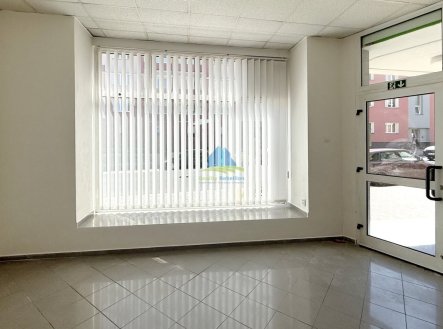 Pronájem obchodní prostory, 32 m²