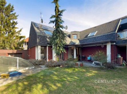Prodej domu/vily, 330 m²