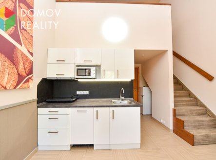 Pronájem bytu, 2+kk, 42 m²