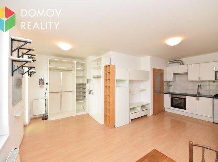 Pronájem bytu, 1+kk, 36 m²
