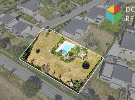 Prodej pozemku pro bydlení, 1 390 m²