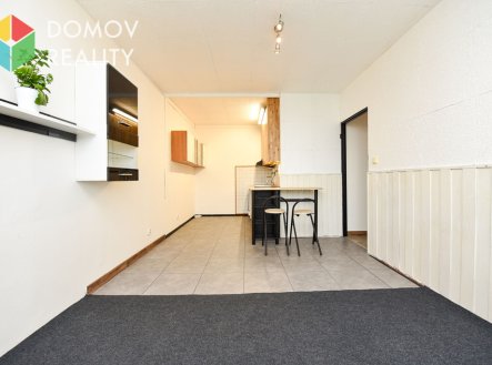 Pronájem bytu, 2+kk, 43 m²