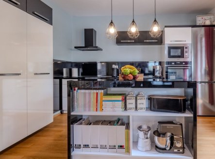 Prodej bytu, 3+kk, 90 m²