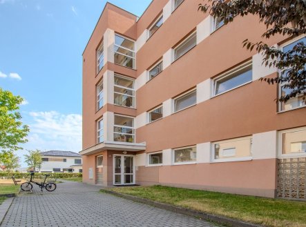 Pronájem bytu, 2+kk, 52 m²