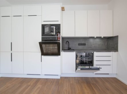 Pronájem bytu, 3+kk, 76 m²