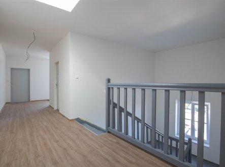 Pronájem obchodní prostory, 63 m²