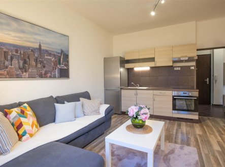 Pronájem bytu, 2+kk, 56 m²
